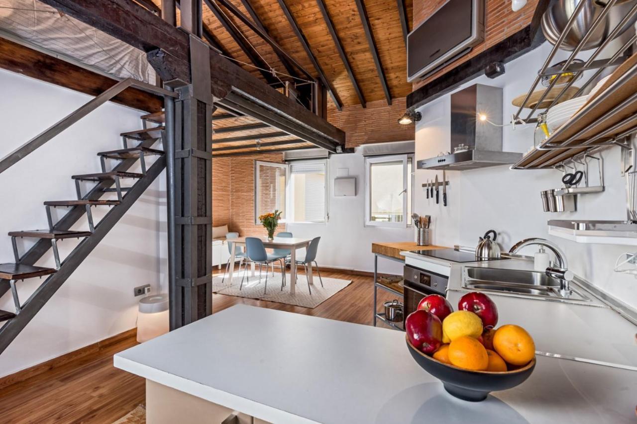 Tina Apartment In Malaga By Solaga Holiday Homes Bagian luar foto