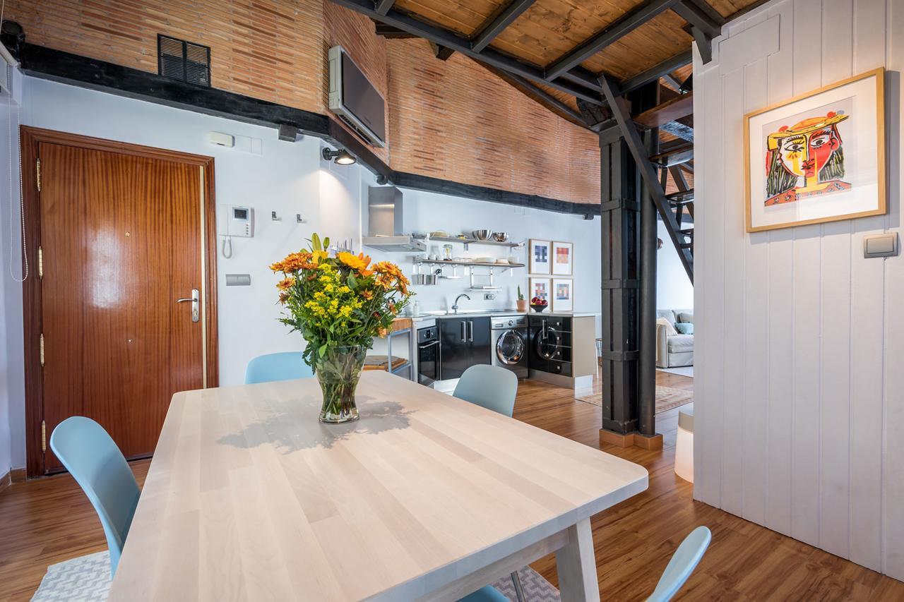 Tina Apartment In Malaga By Solaga Holiday Homes Bagian luar foto